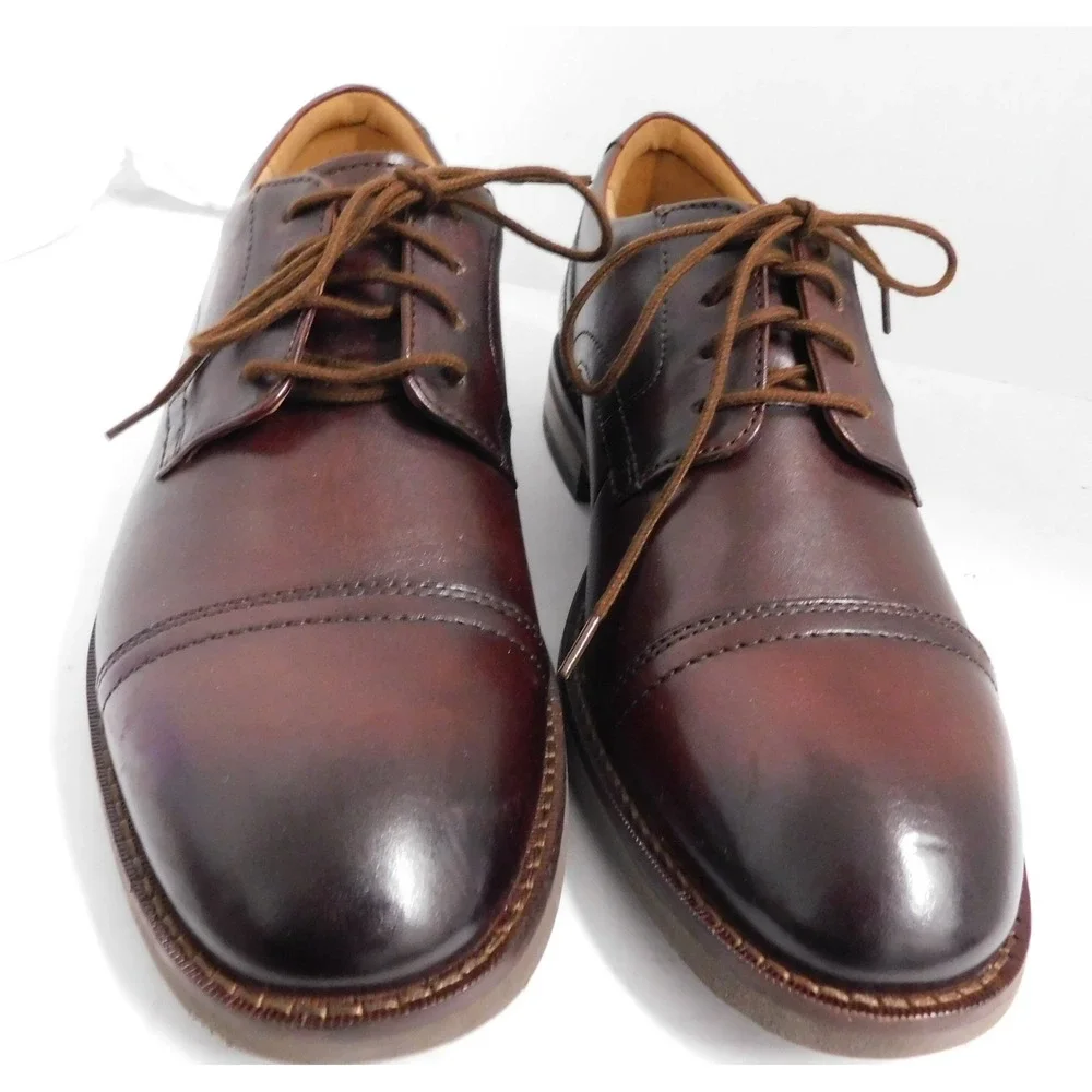 Clarks Un-Hugh Mahogany Leather Cap Toe Oxford Dress Shoe $140rt Men's 8 NEW